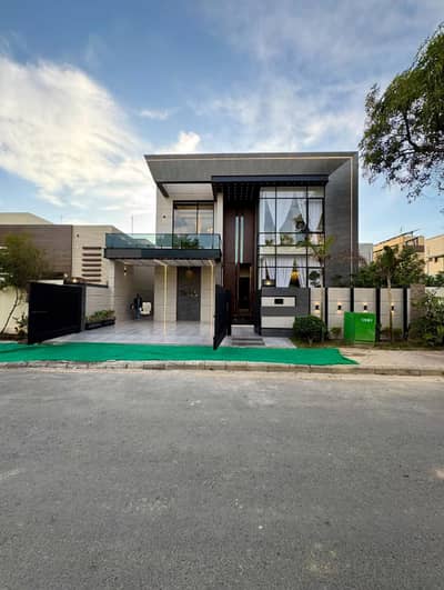 10 MARLA BEAUTIFUL HOUSE FOR SALE IN GULBAHAR BLOCK SECTOR C BAHRIA TOWN LAHORE