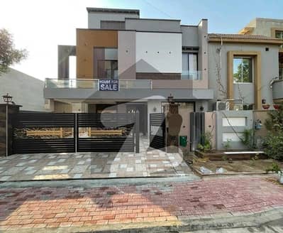 A BEAUTIFUL 10 MARLA HOUSE FOR SALE IN OVERSEAS B BAHRIA TOWN LAHORE