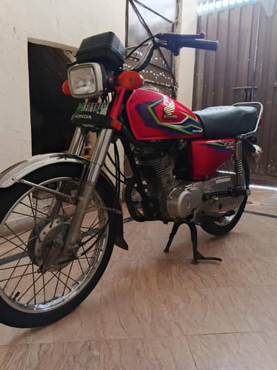 Honda cg 125 available for sale