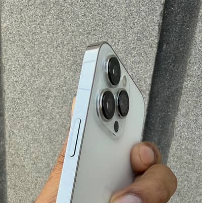 Iphone 13 pro pta approved 10/10