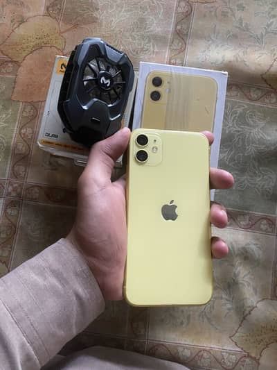 iPhone 11 Non pta 64 gb conduction 10/9 with in box