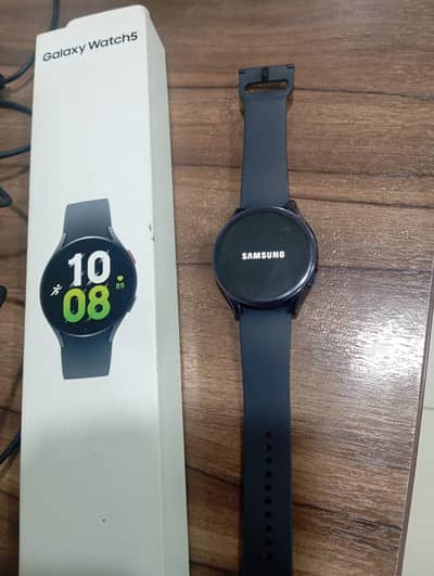 Samsung Galaxy Smart watch 5 (44mm) Amoled display GPS