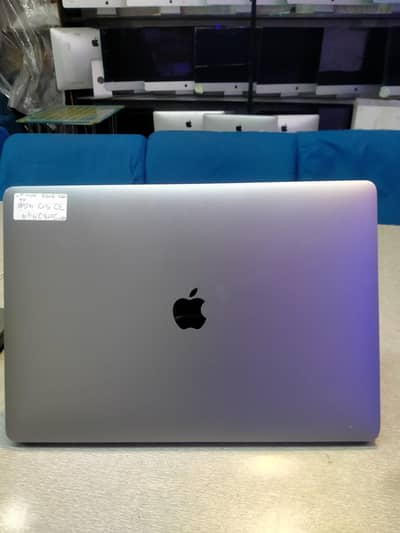 MacBookpro 2018 i9/32/512 4gb GPU