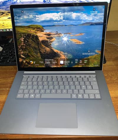 Microsoft Surface Laptop 10th Gen Core i5