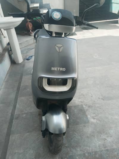 Metro E8S condition 10by 10 ha  03007070071