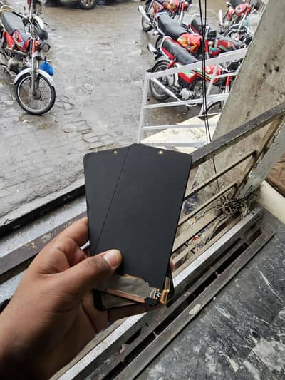 Redmi note 11 panel note 12 panel only urgent sale