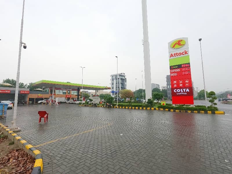 RAFI COMMERCIAL 8 MARLA ,CLOCK CHOWK. Can Be Pair As 8+8 At 150' Main ...