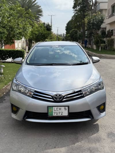 Toyota Corolla Gli 2016 Model Original Paint