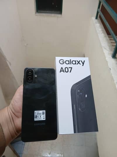 samsung galaxy A07 complete box accessories ladies hand used
