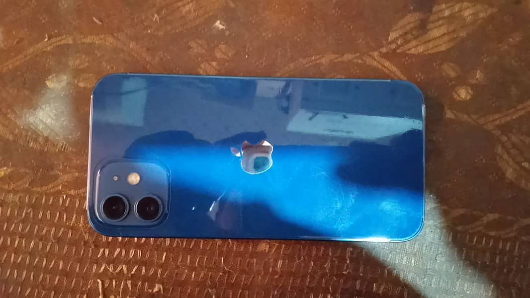 IPHONE 12 0