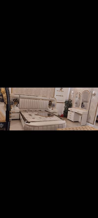 Double bed/king size bed/dressing table/bed set/Poshish bed/furniture