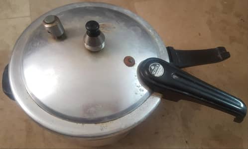 SONEX PRESSURE COOKER 7L HEAVY