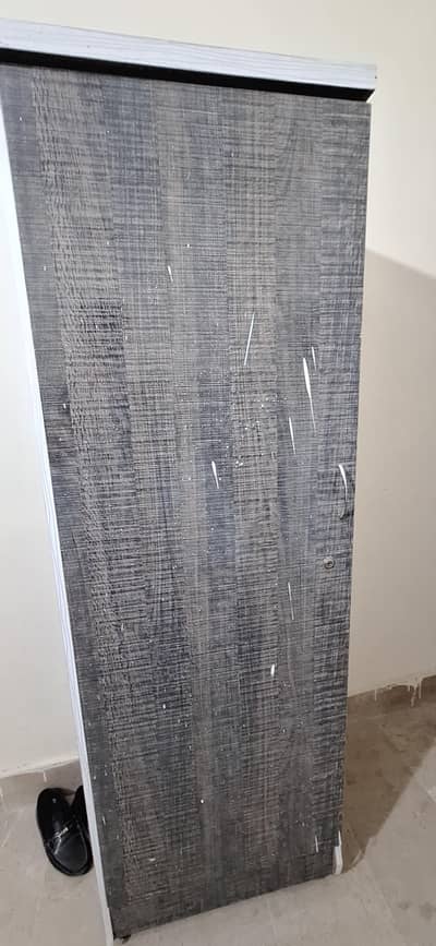 Wardrobe Single piece