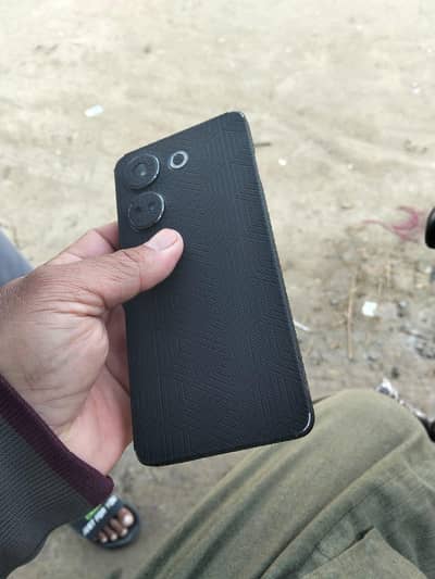 Tecno camon 20   8/256 10/10