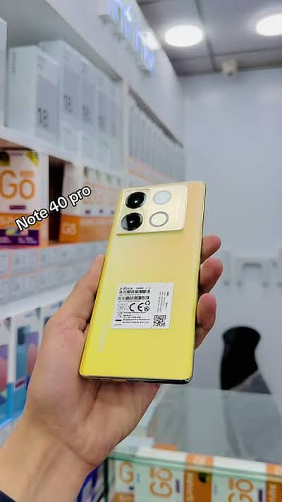 Infinix Note 40 Pro Edge display 70 watt box charger