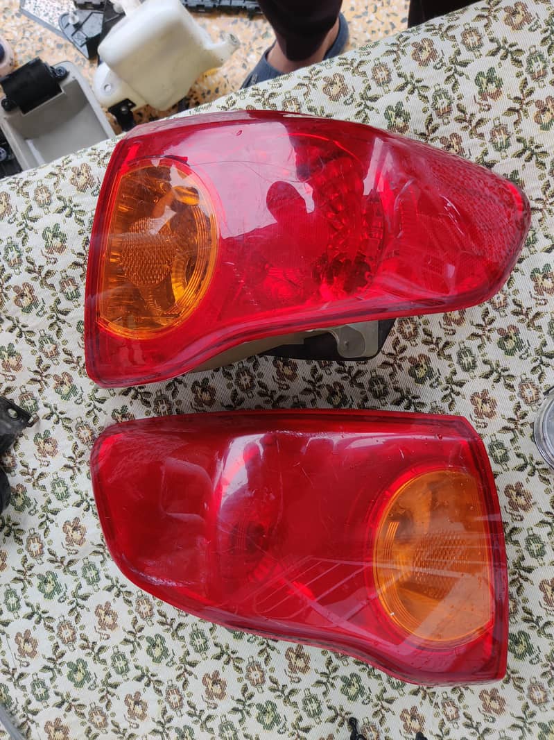 Corolla 9'10 model back lights 0