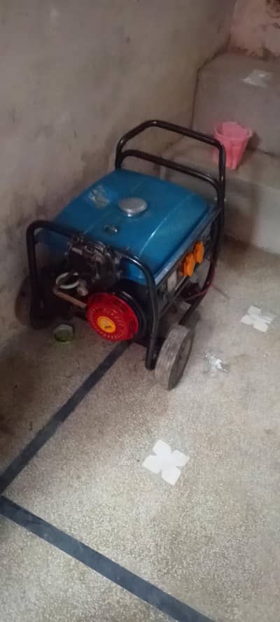 Yamaha Dual Fuel Generator ( petrol & gas) - Excellent Condition