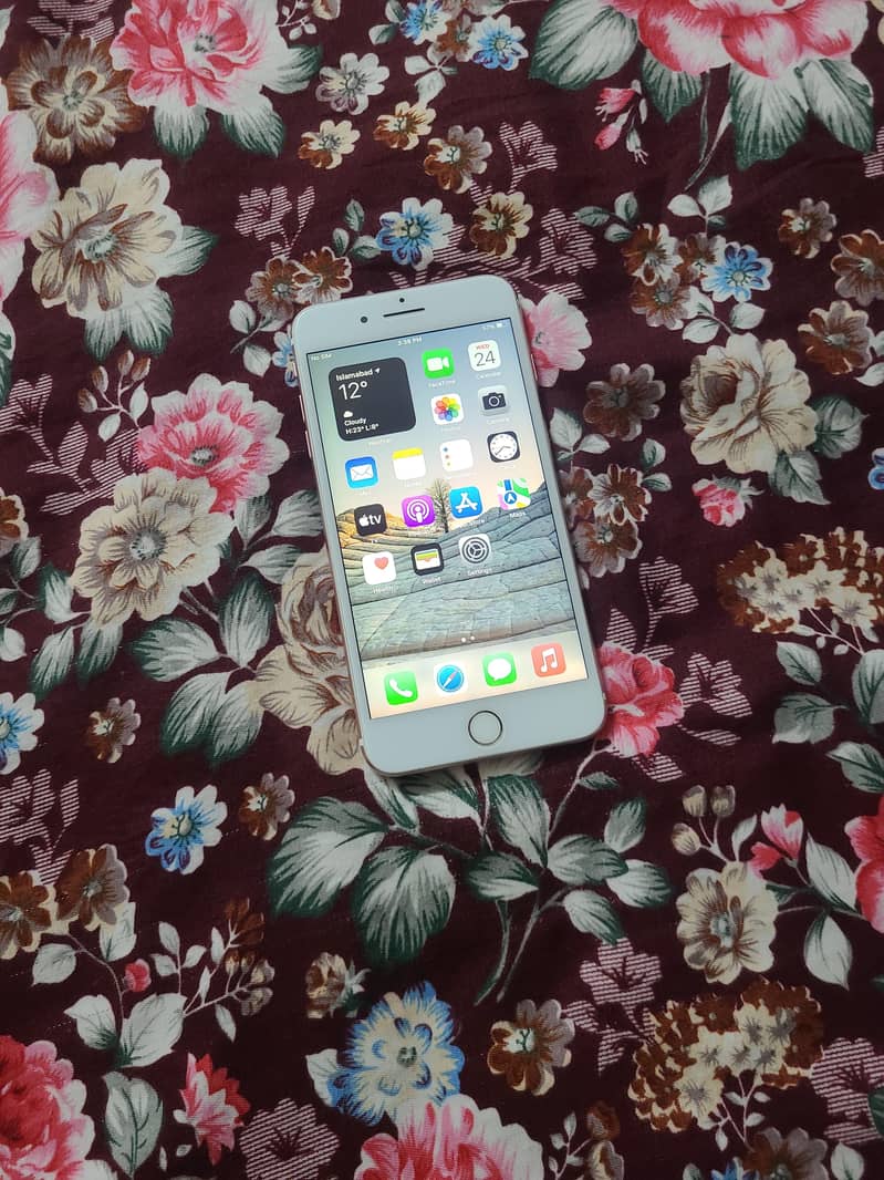 APPLE IPHONE 7PLUS 4