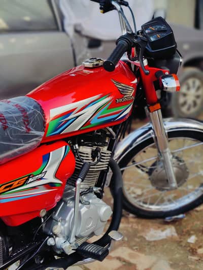 Honda Cg125cc. 23model Antique piece.