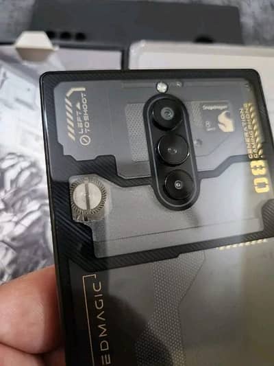 red magic 8s pro 16GB RAM 512GB memory 0325/6958/664