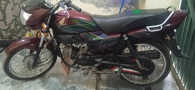 Honda Pridor 100 cc 2021