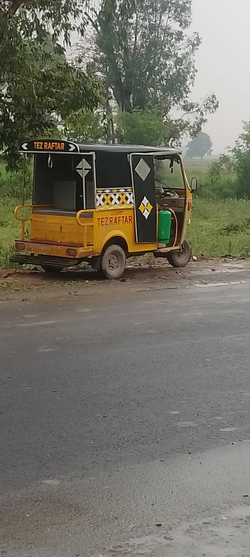 riksha 0