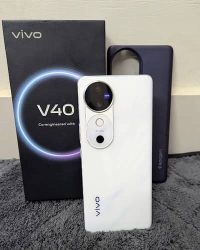 vivo v40 12GB RAM 256GB memory 0325/6958/664