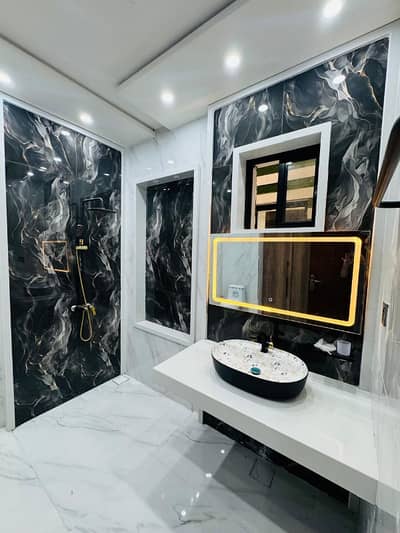 7 Marla Brand New House Canal Road