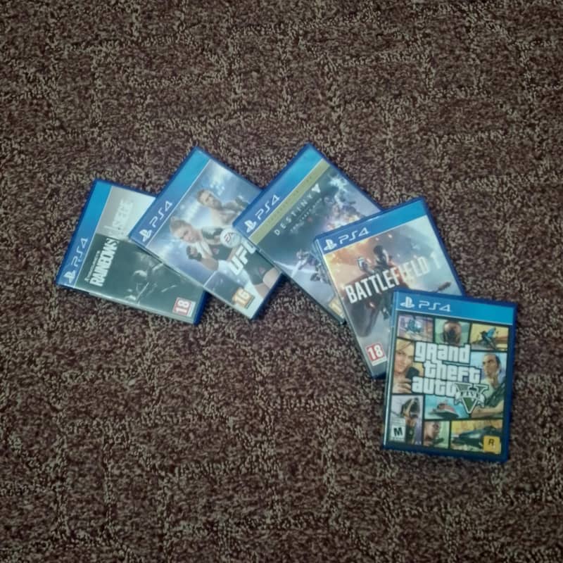 PS4 CD'S 1