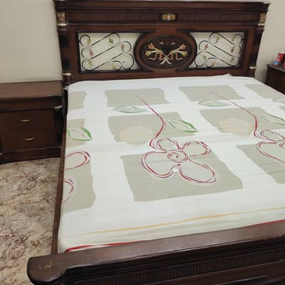 King Size Bed With Two Side Tables and Dressing Table