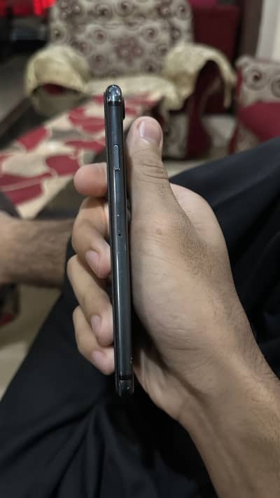 Iphone 8/10 condition