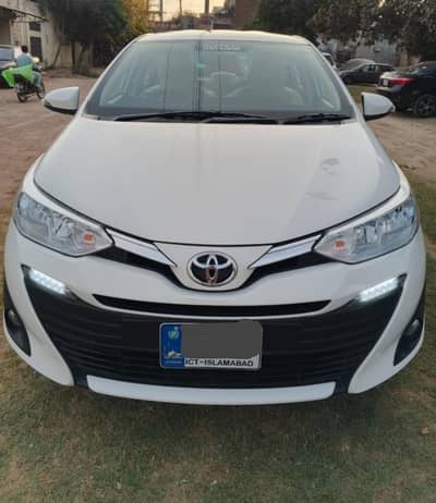 Toyota Yaris Active 2022 I Islamabad registered I Completely Genuine