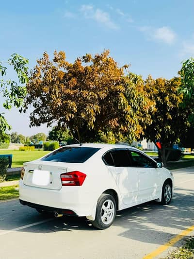 HONDA city 2019 model automatic transmission. All original body