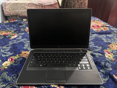 Laptop dell core i5 3RD generation