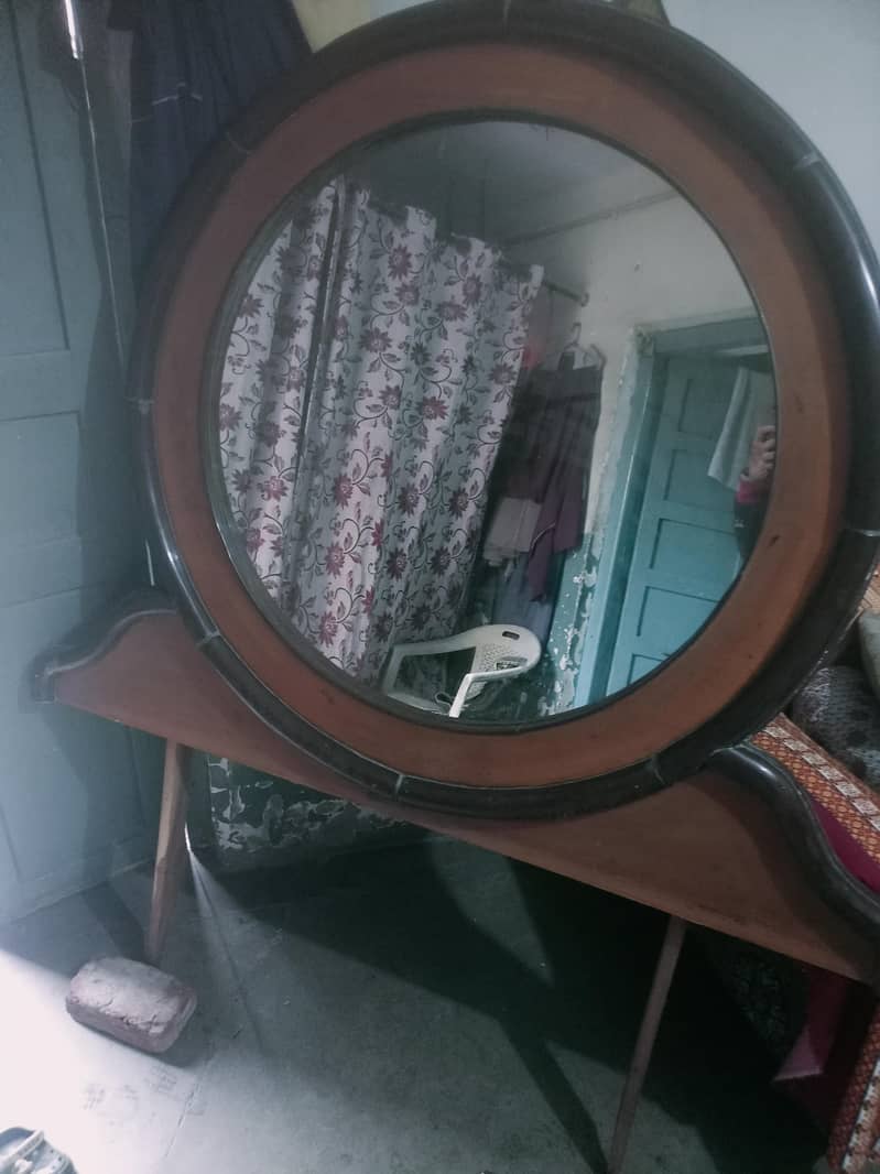 dressing mirror 0