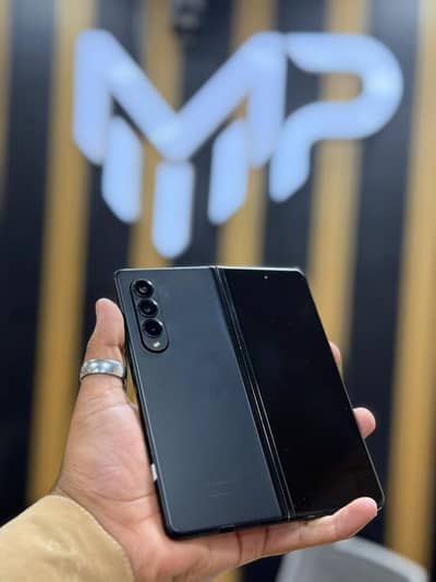 Samsung fold 3 12/256 aproved  0/3/1/7/8/1/7/9/4/1/1