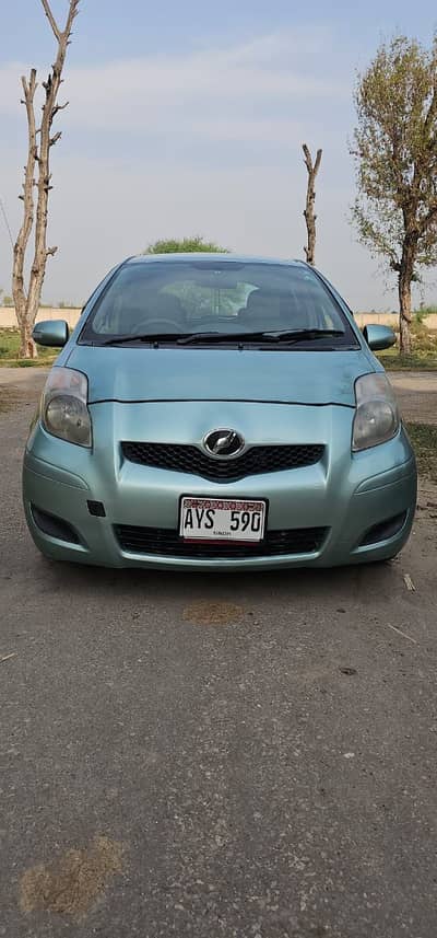 Toyota Vitz 2009 model 12 import