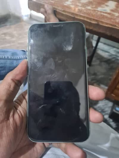 iPhone 11 factory unlock