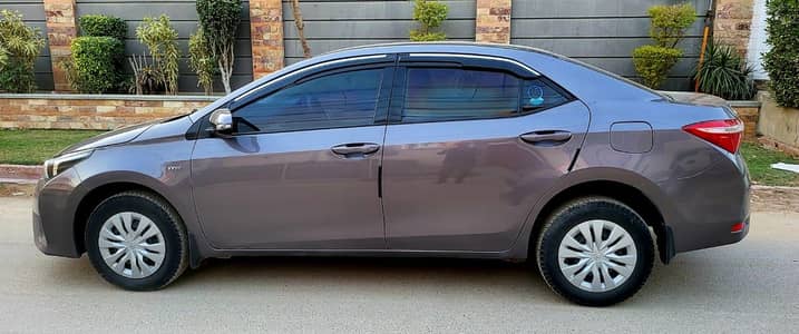 Toyota corolla Gli 2015