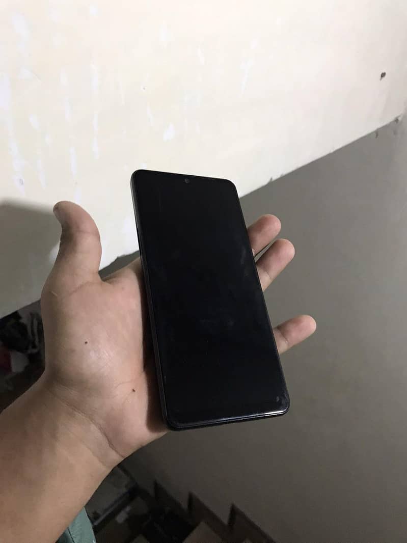 AQUOS ZERO BASIC 5G 6