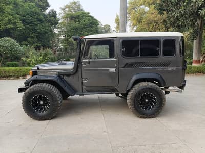Toyota land cruiser BJ 40