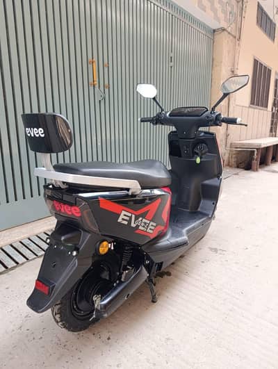 Evee Scooty Model 2025 WhatsApp 03298961079
