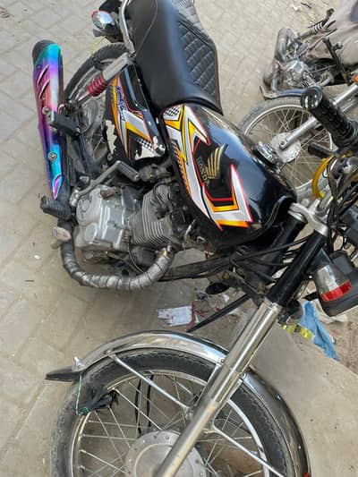 Honda cg 125 2017 model sukler