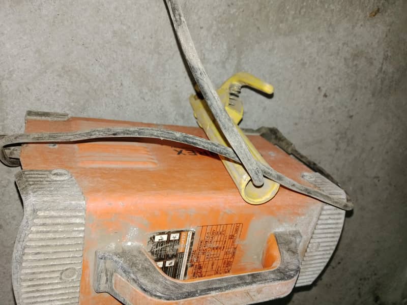 welding machine 1