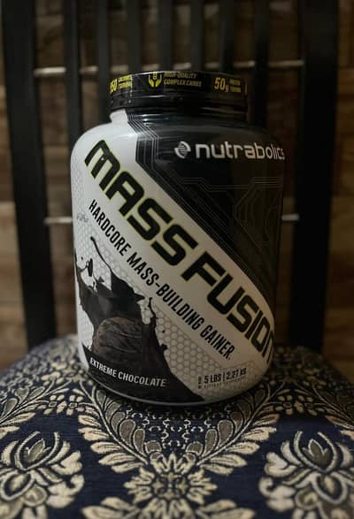 Nutrabolics Mass Fusion, Extreme Chocolate Flavour, 2.27 KG (5 LBS)
