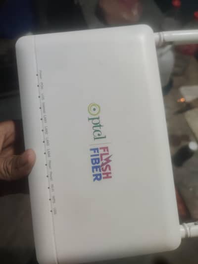Ptcl flash fiber WI Fi device exchange possible