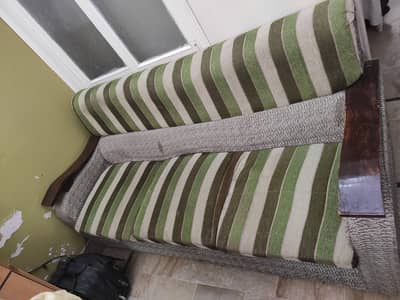 3 seater sofa for sale urgent