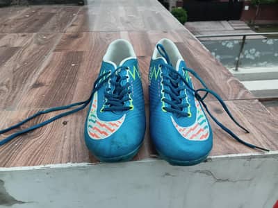 nike football boots blue colour