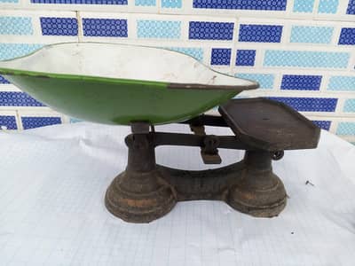 kitchen weighing scale