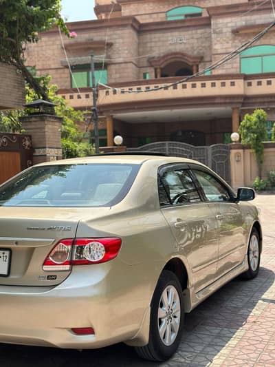 Corolla altis SR full option 1.6 total geniune